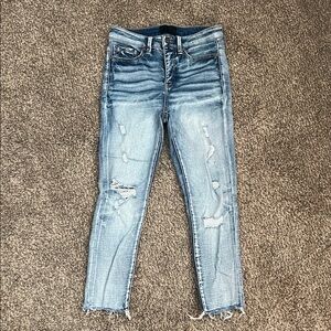 Buckle Women's Blue Ankle & Cropped Jeans